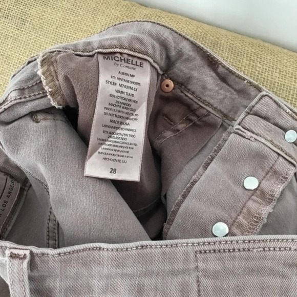 M//C Denim Collection MICHELLE by Comune Austin Vintage Shorts - Picture 8 of 9